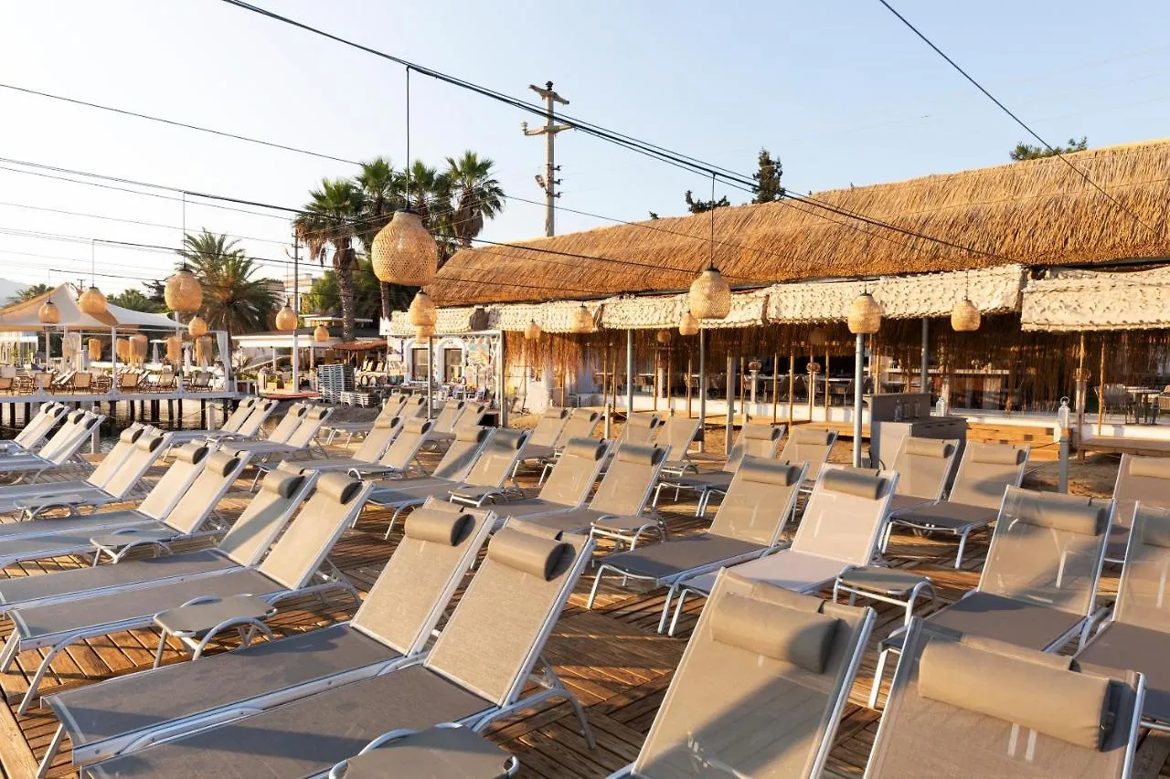 Babana Hotel Golturkbuku 2*,